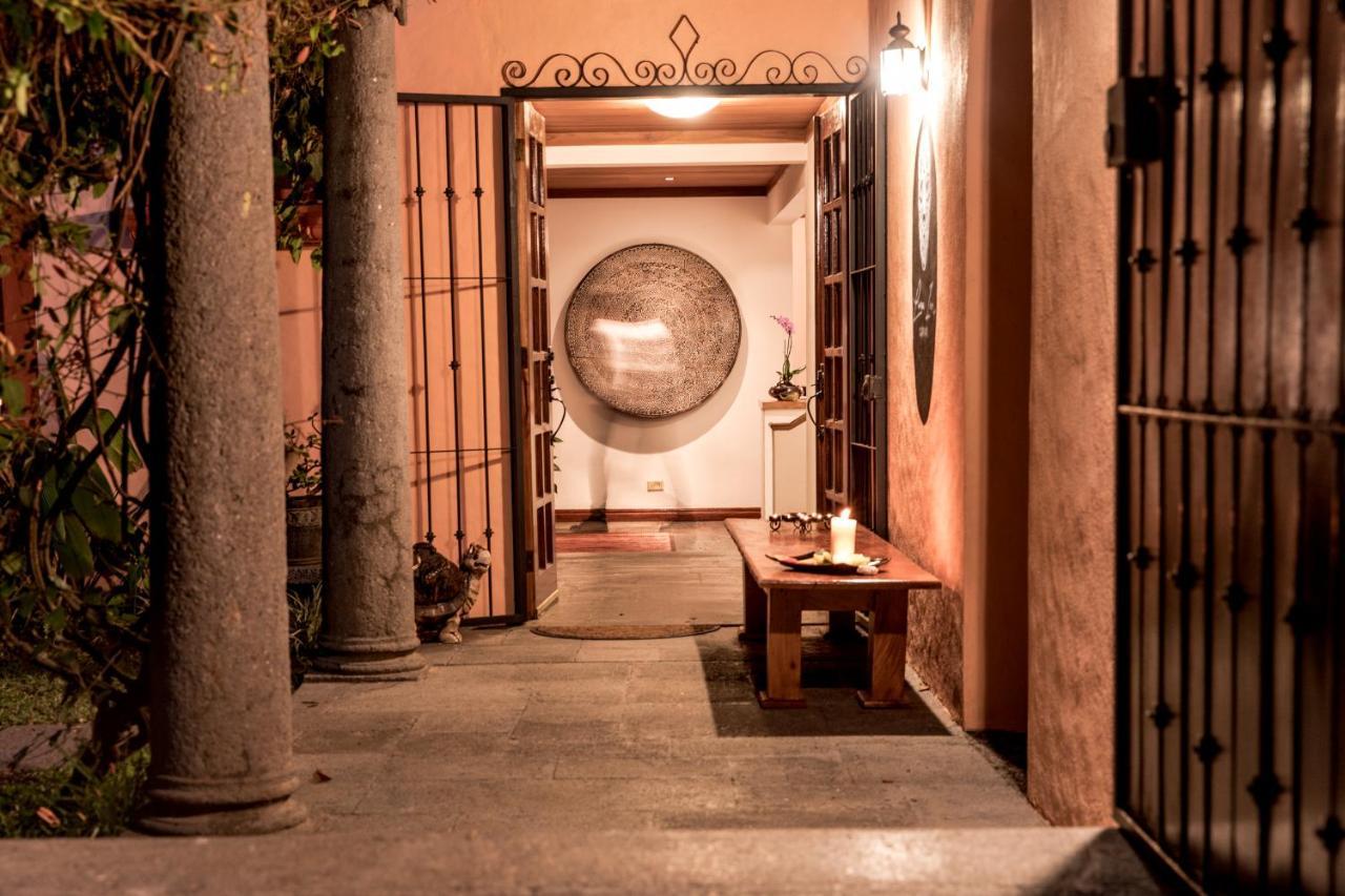 Luna Inn B&B Ciudad Cariari エクステリア 写真